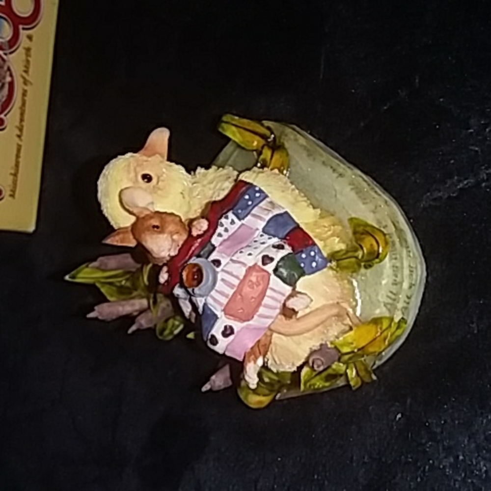 Mitty mouse figurine
